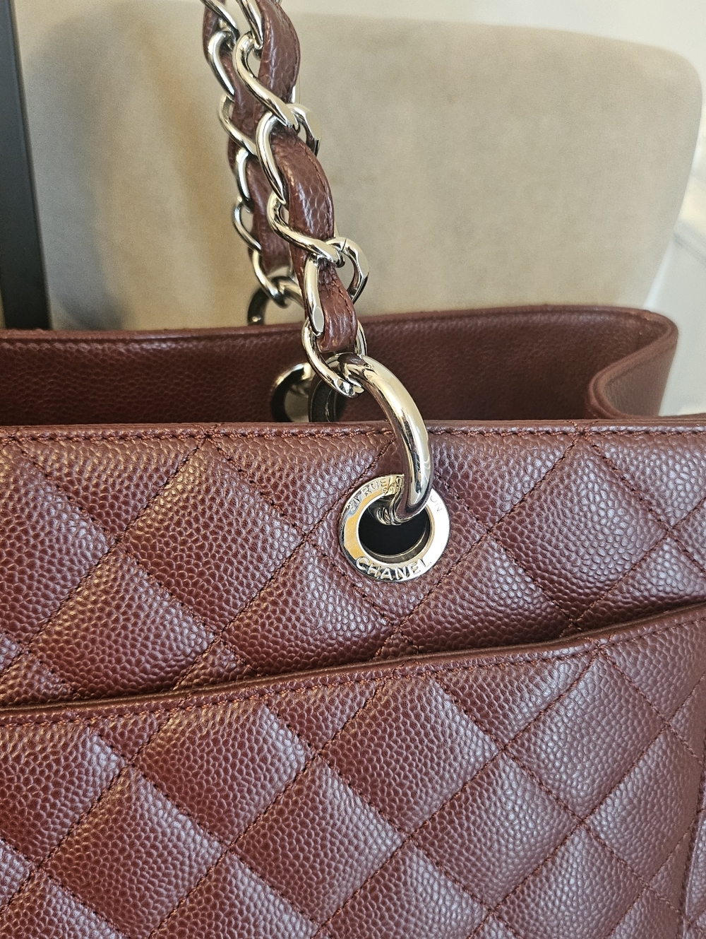 CHANEL GST XL Burgundy Caviar Leather Tote Silver HW Series 17 Discontinued - Picture 5 of 16